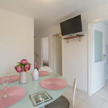 With A Parking Space - 19741 Apartment