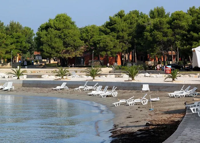 With A Parking Space - 19741 Umag