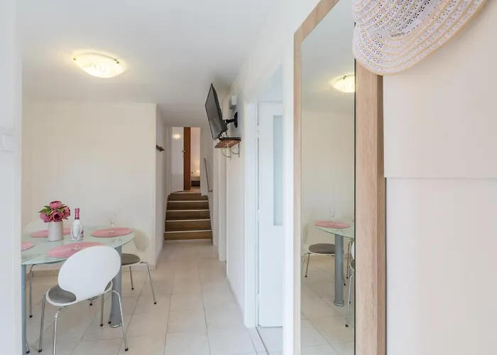 Appartement With A Parking Space - 19741