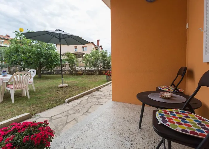 Appartement With A Parking Space - 19741 Umag